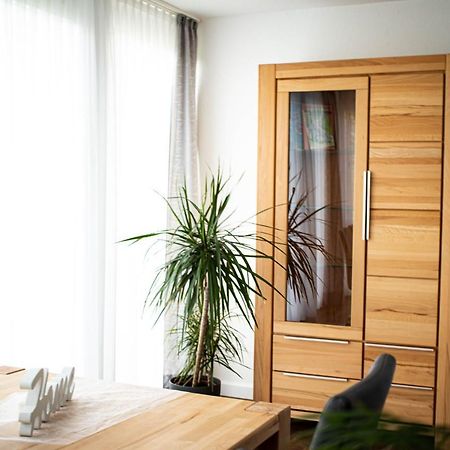 Ferienwohnung Am Schlosspark Ebersdorf  Extérieur photo